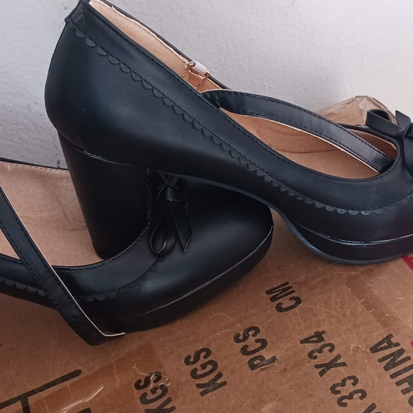 Womens High heels/Black/Size:9 - Picture 2 of 5